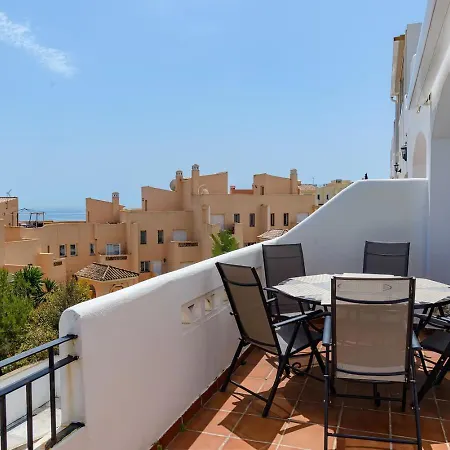 Casa Vedia: Duplex Vista Al Mar • Valle